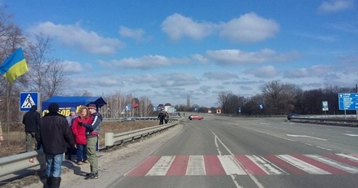 Актывісты Сумшчы заявілі пра блакаду фур Расіі
