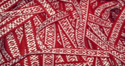 11 тысяч стужачак з беларускім арнаментам раздалі валанцёры на вуліцах Мінска