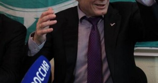 Някляеў з палітыкі не сыходзіць