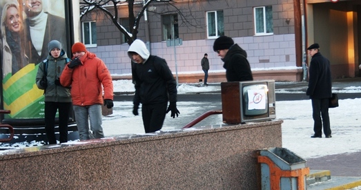 Парада ад “Гавары праўду”: “Выключыце тэлевізар!”