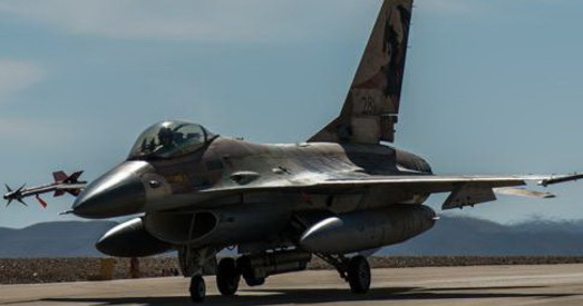 У Манчэстэры тэрмінова "сеў" катарскі авіялайнер