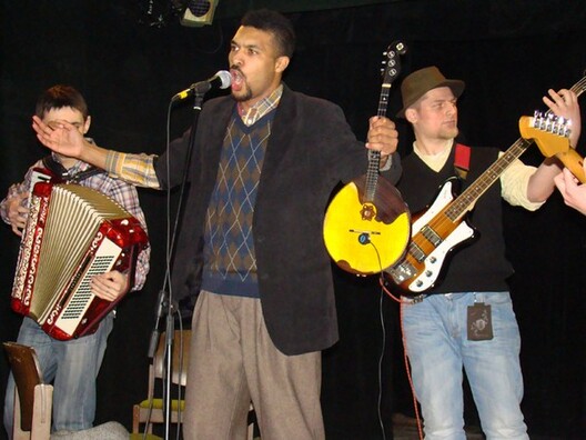 8133415ea4647b6345849fb38311cf32.jpg 8133415ea4647b6345849fb38311cf32.jpg