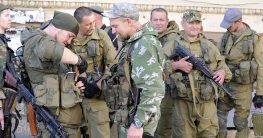 Украінская армія бярэ Славянск і Краматорск. Лідар сепаратыстаў абвяшчае сябе «ваенным камендантам» Данецку