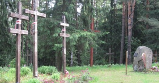 Ва ўрочышчы Курапаты адбылося традыцыйнае ўшанаванне ахвяраў сталінізму
