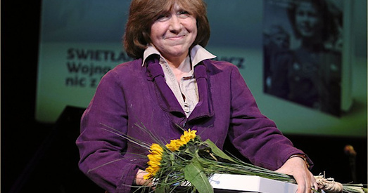 Аляксандр Лукашэнка пра Святлану Алексіевіч: Яна напісала нармальныя творы