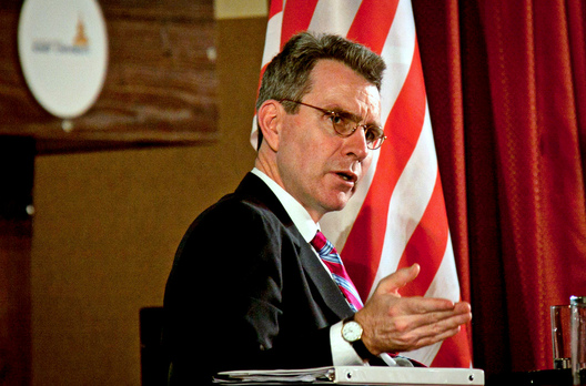 ambasadar.jpg ambasadar.jpg
