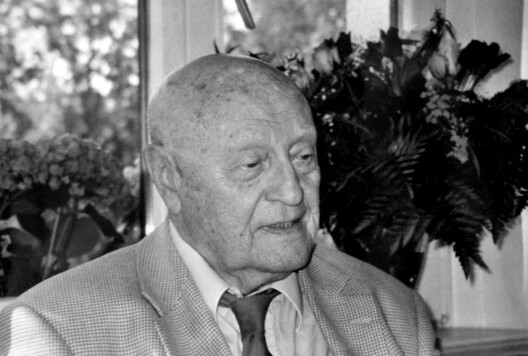 az_1696bw_800x538.jpg az_1696bw_800x538.jpg