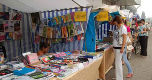 У Мінску пачалі працу школьныя кірмашы