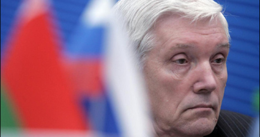 Новая знешняя палітыка: «накатваць» і не спаць у шапку