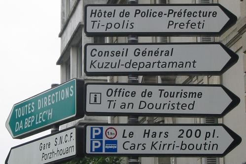 bretons.jpg bretons.jpg