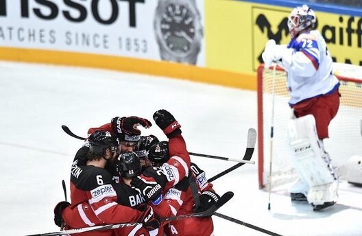 canada_russia.jpg canada_russia.jpg