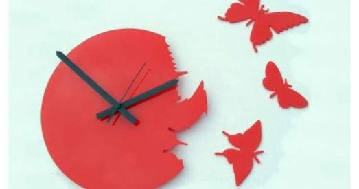 Беларусы зноўку перавядуць стрэлкі гадзіннікаў?