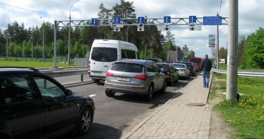 Жыхары памежжа: Адзінае, з чаго яшчэ можна жыць, — паездкі ў Польшчу