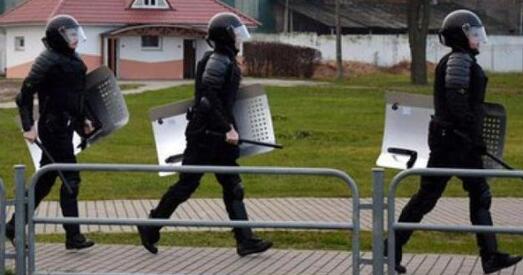 Фанаты "Гомеля" заявілі, што ў Слуцку іх збівалі байцы АМАПу