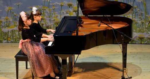 Унучкі Лукашэнкі перамаглі на конкурсе «Маладыя таленты Беларусі»