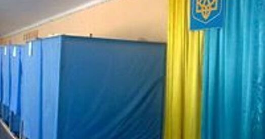 Фотафакт: выбары ў шахцёрскім горадзе Дмітраў Данецкай вобласці