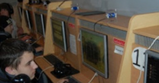 У інтэрнэт-кафэ будуць зноў пускаць без пашпартоў