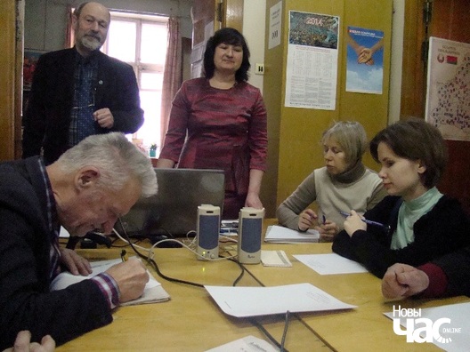 Дыктоўка распачалася! Дыктоўка распачалася!