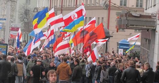 Меркаванне: Расія надарве пупок, пацерпіць паразу і разваліцца