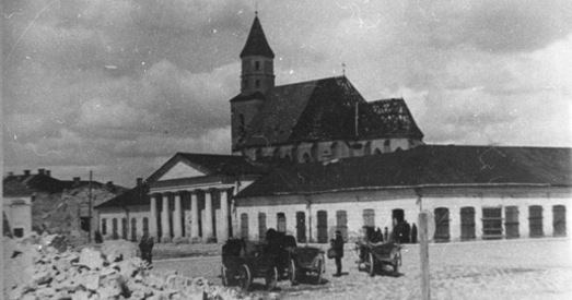 Як адбудоўвалі зруйнаваны Гродна пасля вайны (унікальныя здымкі)