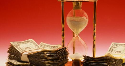 У Новы год з новым доўгам: дзярждоўг Беларусі вырас за 2015-ы на 61%