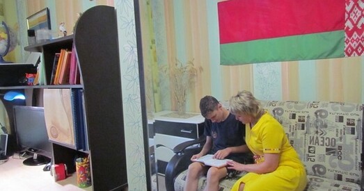 Сям’я з Расіі праехала 9000 км, пасялілася ў Гродне і ходзіць на “Мову Нанова”