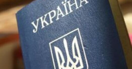 Парашэнка абяцае грамадзянства беларусам, якія абаранялі Украіну