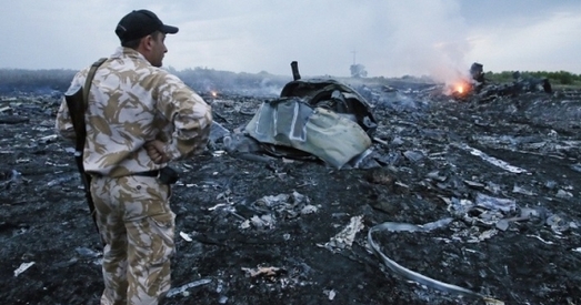 Украіна: сепаратысты крадуць целы ахвяр збітага самалёту