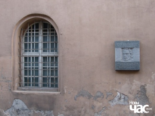 img_2297_logo.jpg img_2297_logo.jpg