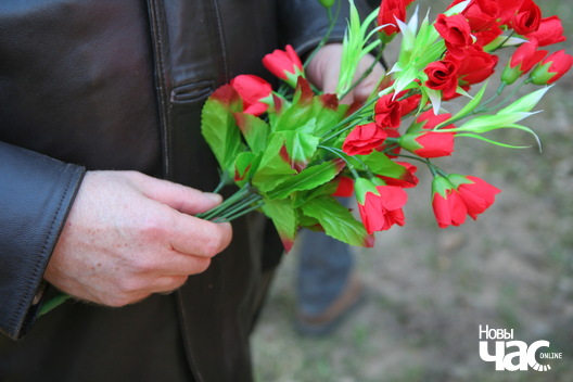 1/16 img_2813_logo.jpg