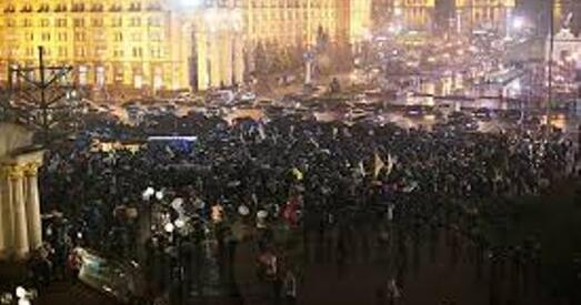 Расследаванне бойні на Банкавай, дэпутат складае мандат, а улады Крыма рвуцца ў Мытны саюз — апошнія навіны Украіны