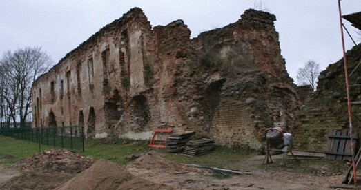Перыяд паўраспаду. Як «рэстаўруюць» унікальны Гальшанскі замак