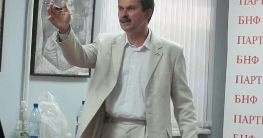 Актывіст з Кобрына Алесь Мех адкінуў прэзідэнцкія амбіцыі на карысць Статкевіча