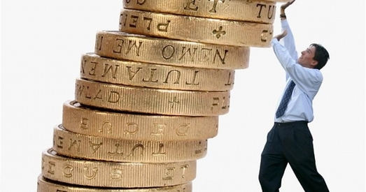 Асобы, якія жывуць не па сродках, будуць выплачваць павышаны падаходны падатак