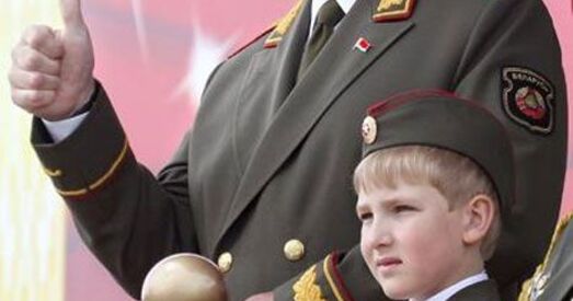 Магілёўскія вучні просяць Колю Лукашэнку дапамагчы ў добраўпарадкаванні школьнай тэрыторыі