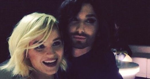 Скандал «Еўрабачання»: у Расіі цкуюць Паліну Гагарыну за пацалунак з Канчытай Вурст