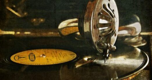 Намеснік начальніка Ленінскага РУУС 9 месяцаў чакае, пакуль праслухаюць кружэлку