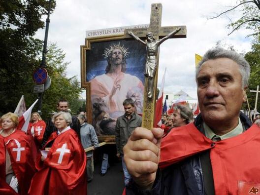 poland_catholic_march_2010_9_19_12_51_0.jpg poland_catholic_march_2010_9_19_12_51_0.jpg