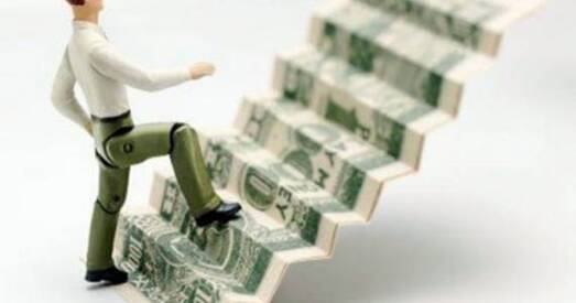 Даляр перайшоў сімвалічную мяжу 9000 рублёў