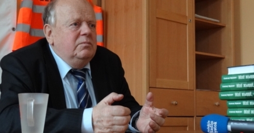 Станіслаў Шушкевіч: Хто мае сумленне і гонар, не павінен удзельнічаць у выбарах