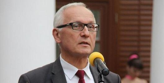 sviatlou_1012.jpg sviatlou_1012.jpg