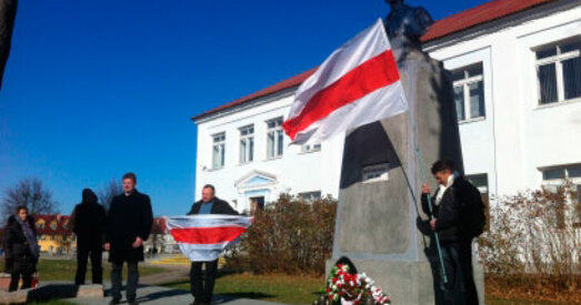 Кобрын: Аляксандр Мех абскарджвае адміністрацыйнае спагнанне за ўскладанне кветак да помніка Каліноўскаму ў Вярхоўным судзе