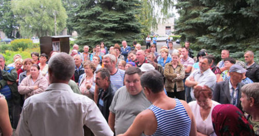 Не аддамо нашых свіней!