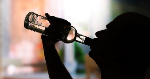 Пахмелле для бюджэту. Колькі Беларусь страчвае на алкаголі