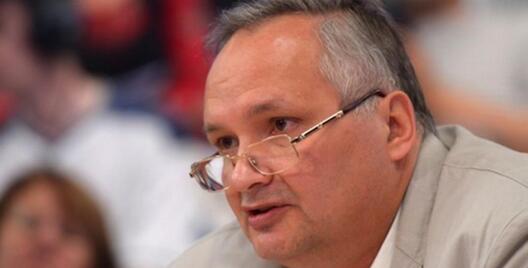 szdalcau_2304.jpg szdalcau_2304.jpg