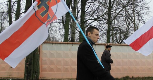 Актывicта Маладога Фронту адлiчаюць па палiтычных матывах?