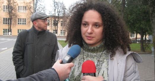 Вольгу Крапоціну з Гродна аштрафавалі на 4,5 мільёна за ўлёткі «Вярніце Крым!»