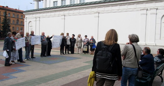 Пенсіянеры правялі пікет супраць беззаконня ў судах і пракуратуры