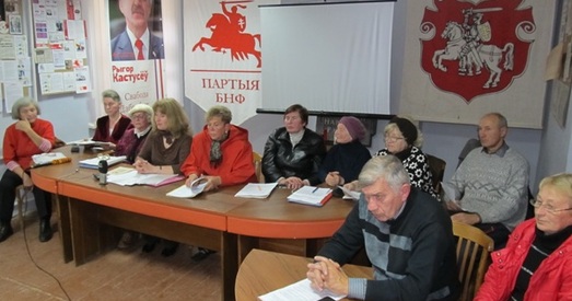 Парламентарыі адмаўляюцца выконваць свае прадстаўнічыя абавязкі