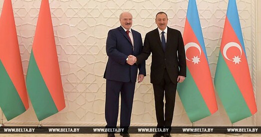 Лукашэнка павіншаваў Аліева з удала праведзеным рэферэндумам